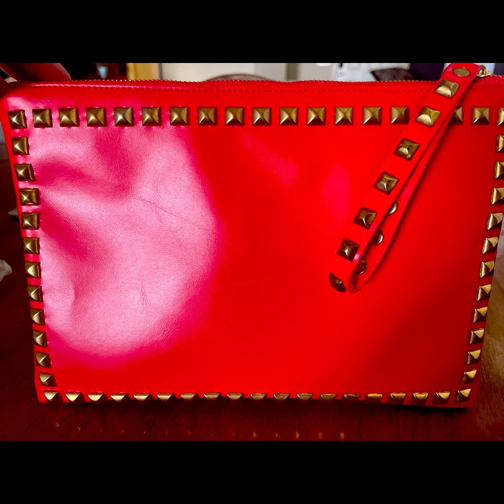 Wristlet bag
